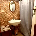 Helga's House- Finestra Sul Borgo